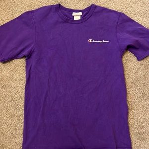 Mens size medium purple champion tshirt
